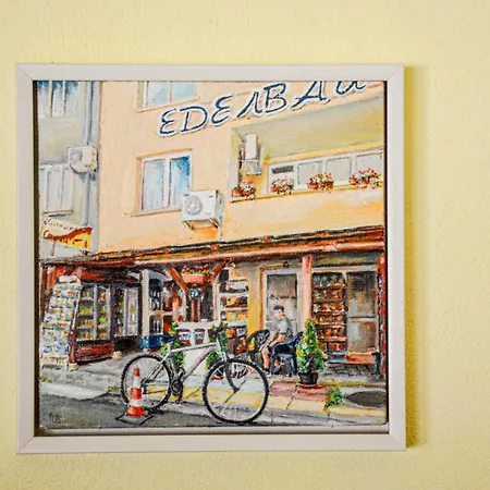 Edelvais Guest house 2*