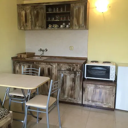 Guest house Edelvais Primorsko