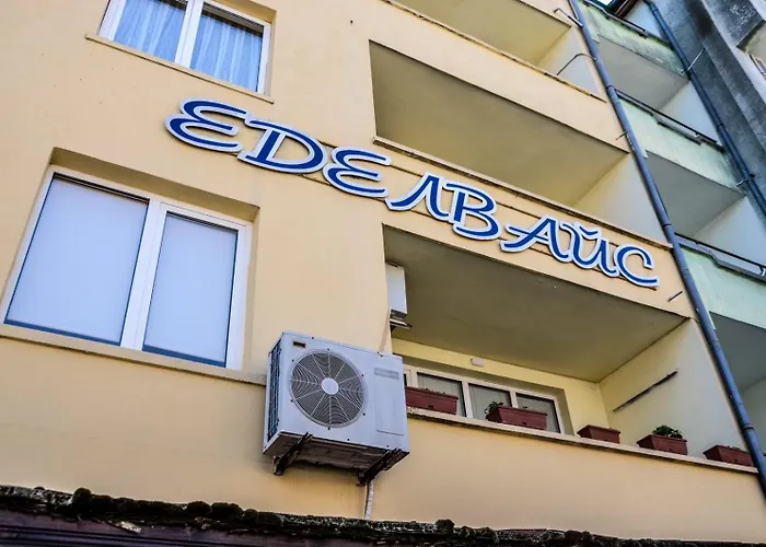 Edelvais Πανσιόν Πριμόρσκο